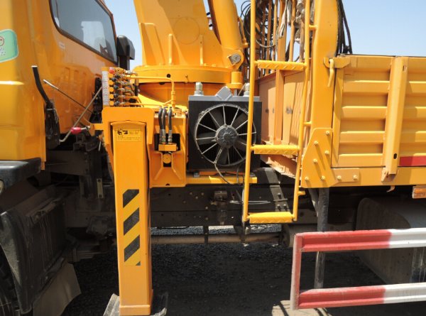 �V�ֵ��C���õ�Һ����ɢ����