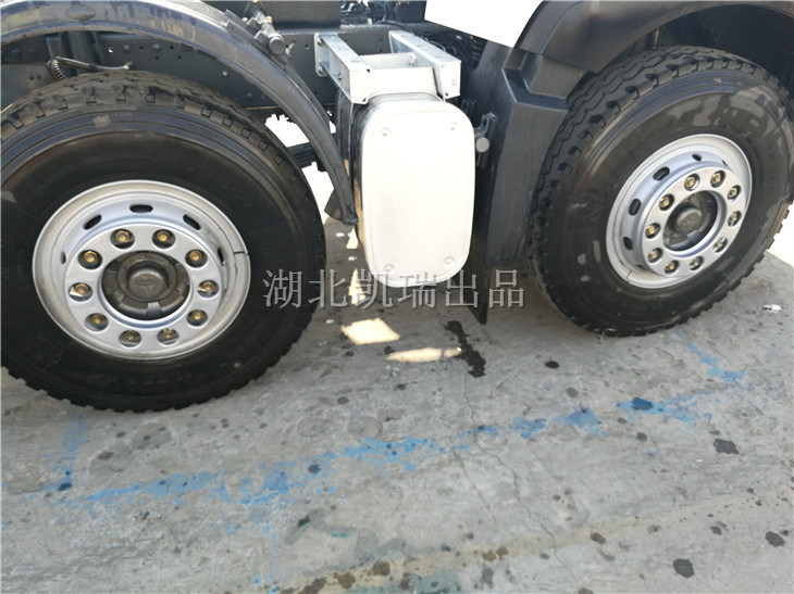 һ�����S֮�g���Ś��b��