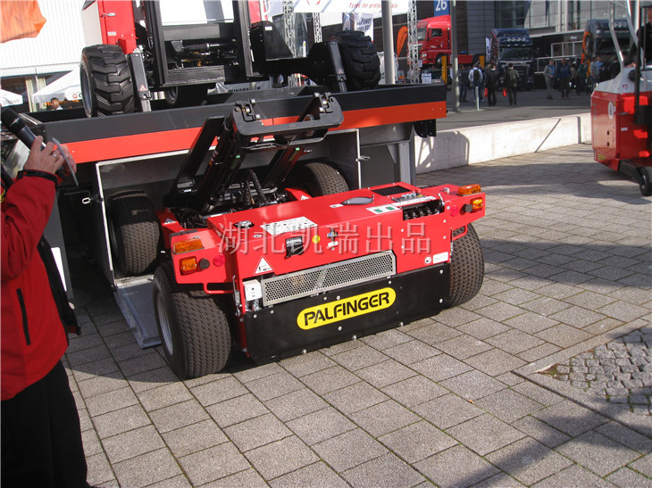 ���b؛��ײ��Ĳ�܇�̶���